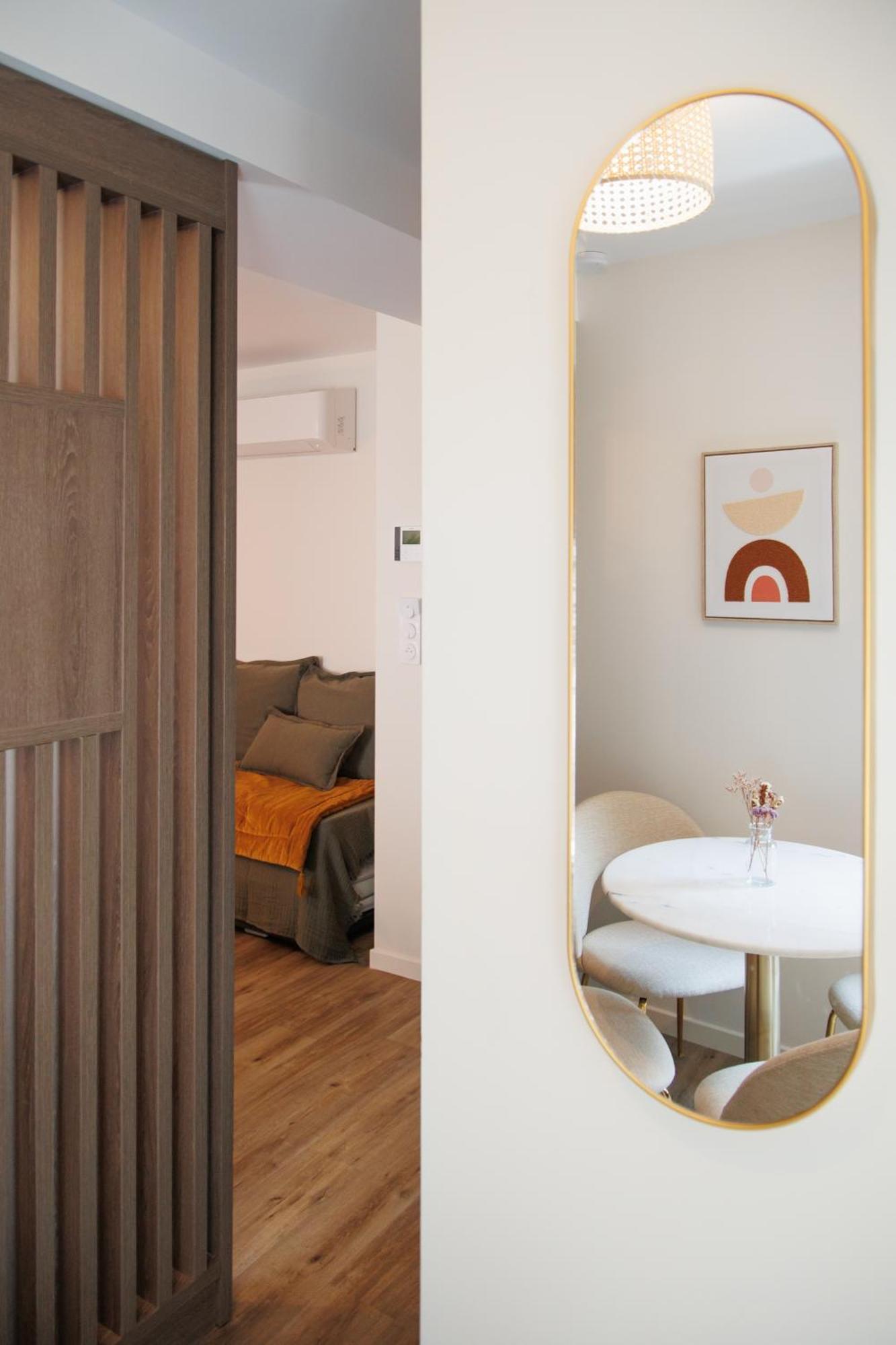 Appart'Hotel Le Corot - Acces Autonome - Saint-Junien Centre Exterior foto